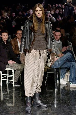 Look 32
